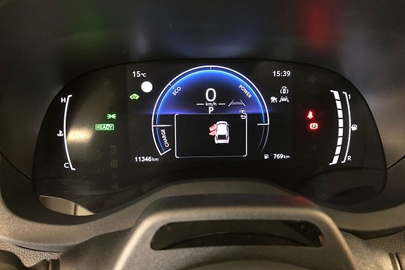Toyota Yaris Cross 16 of 21