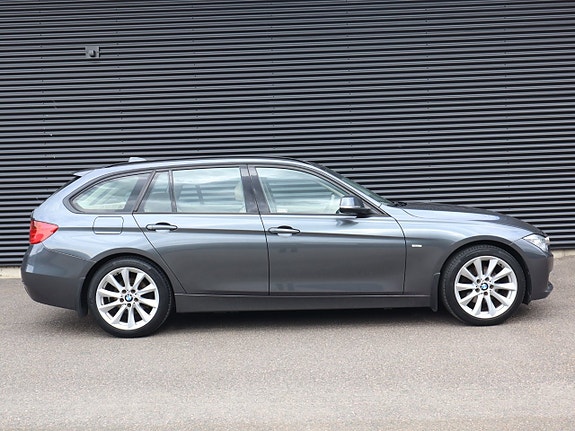 BMW 320d 3 of 17