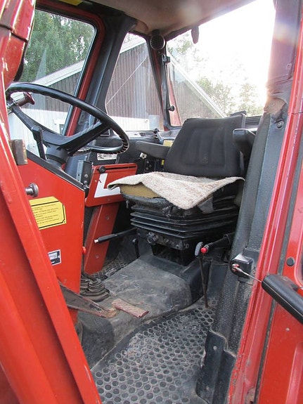 Fiat 680 DT med lastare 9 of 11