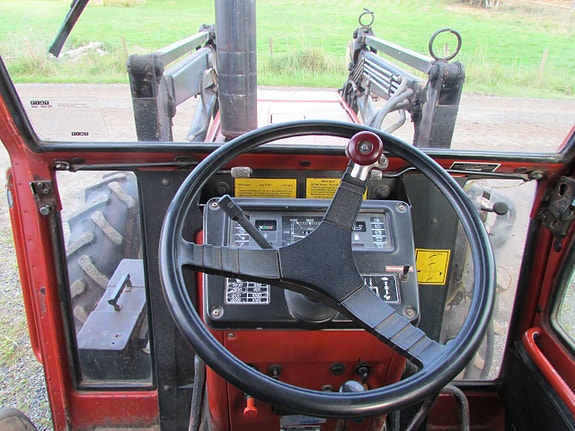 Fiat 680 DT med lastare 10 of 11