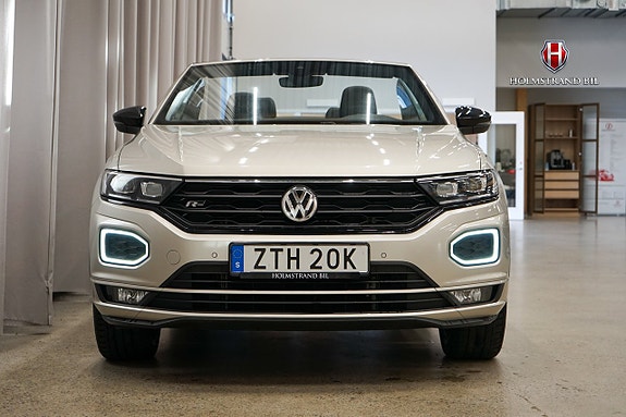 Volkswagen T-Roc 6 of 24