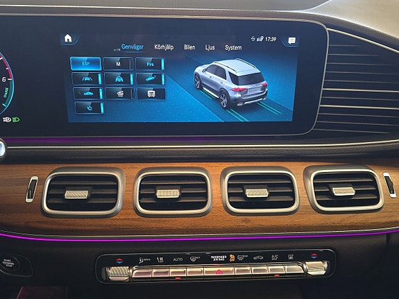 Mercedes-Benz GLE350 de 15 of 23