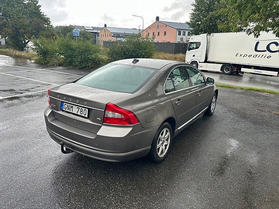 Volvo S80 5 of 15