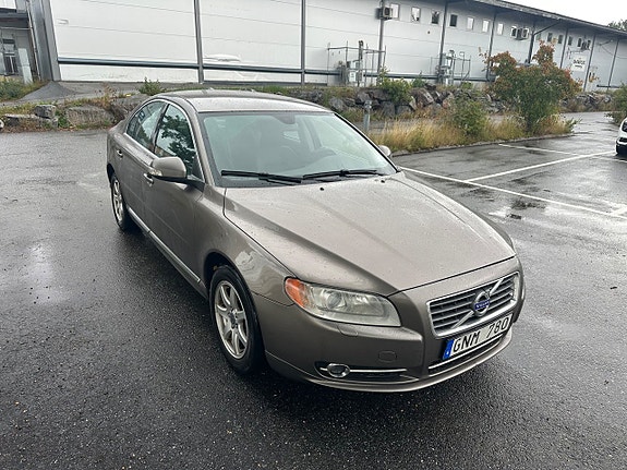 Volvo S80 3 of 15