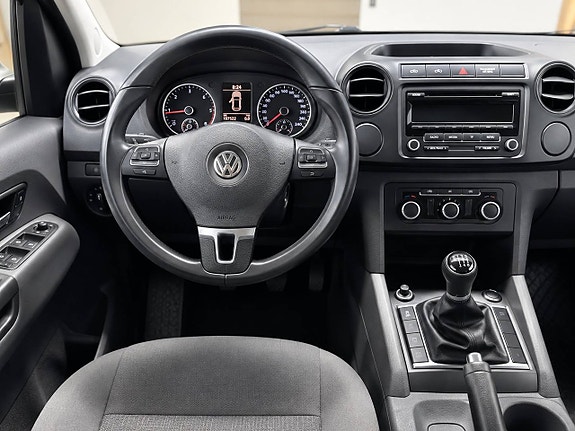 Volkswagen Amarok 10 of 14