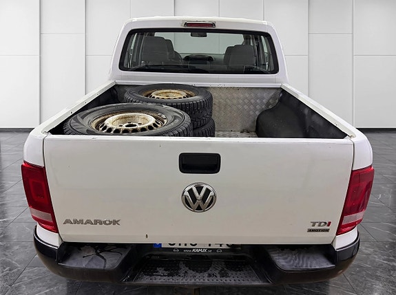 Volkswagen Amarok 8 of 14