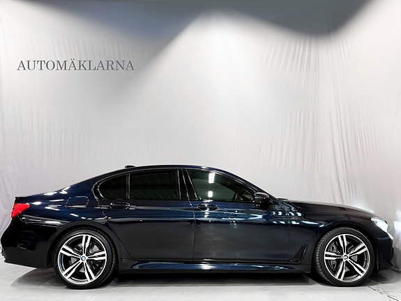 BMW 750d 7 of 30