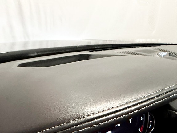 BMW 750d 27 of 30