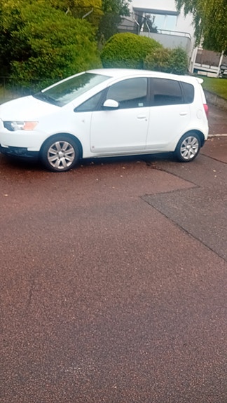 Mitsubishi Colt 6 of 10
