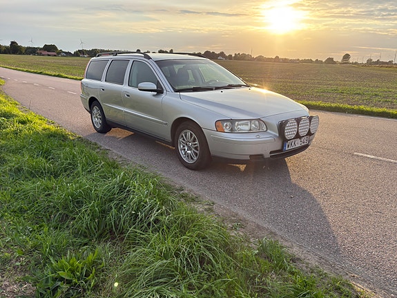 Volvo V70 4 of 8