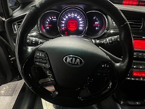 Kia Ceed 13 of 17