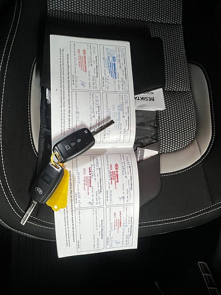 Kia Ceed 12 of 17