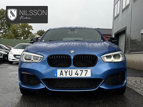 BMW M140i 10 of 30
