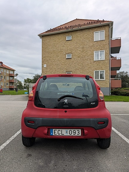 Peugeot 107 4 of 9