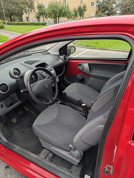 Peugeot 107 5 of 9