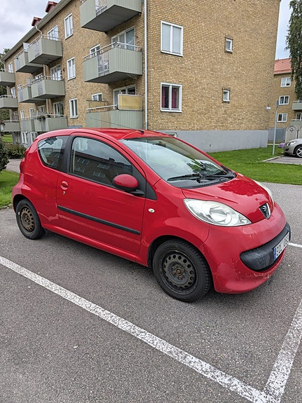 Peugeot 107 3 of 9