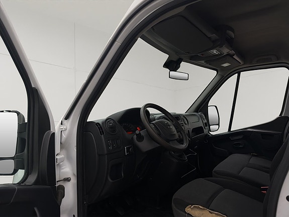 Nissan NV400 13 of 27