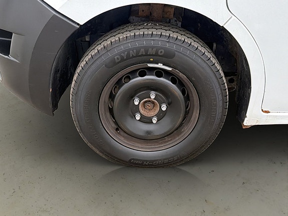 Nissan NV400 24 of 27
