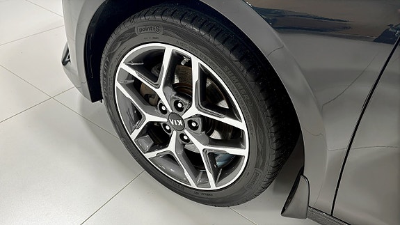 Kia Ceed 12 of 12