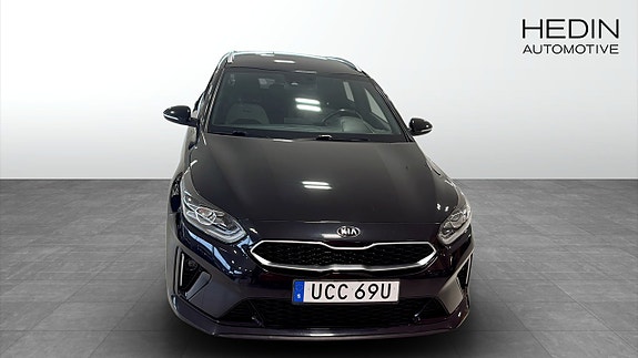 Kia Ceed 8 of 12