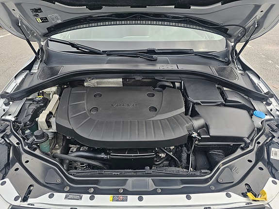 Volvo XC60 17 of 30
