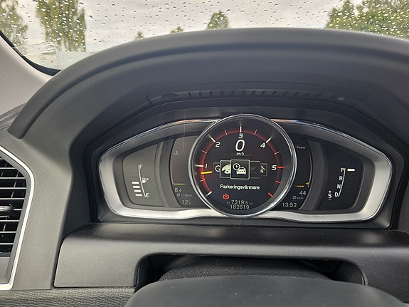 Volvo XC60 20 of 30