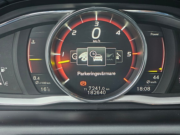 Volvo XC60 9 of 30