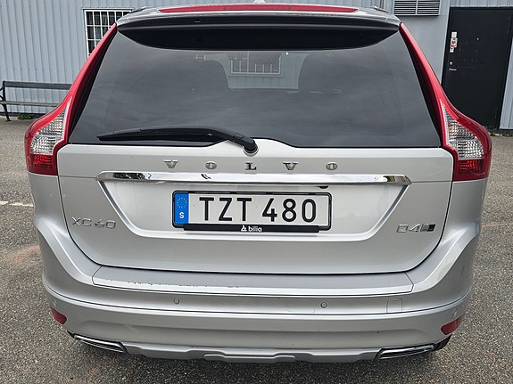 Volvo XC60 23 of 30