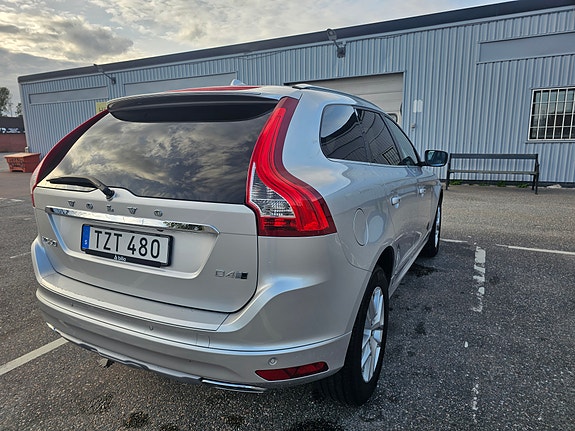 Volvo XC60 18 of 30