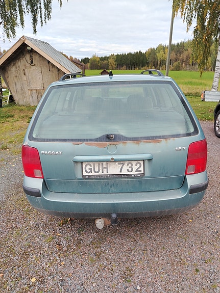 Volkswagen Passat 5 of 7