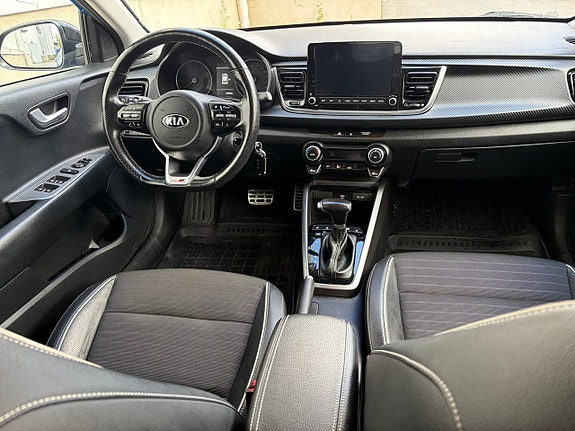 Kia Rio 8 of 9