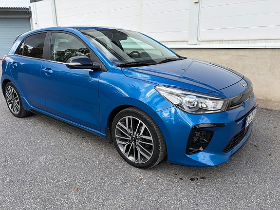 Kia Rio 4 of 9