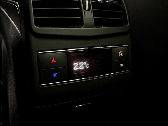Mercedes-Benz E63 20 of 25