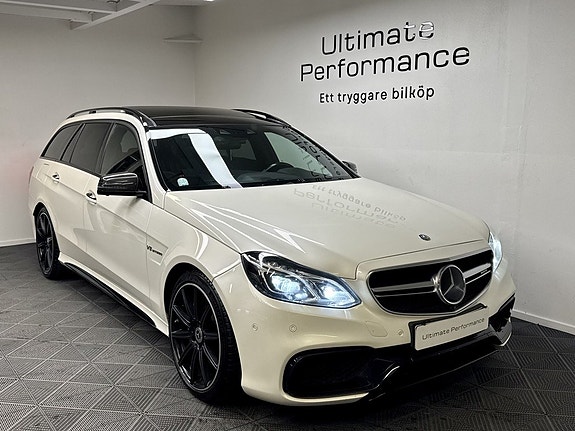 Mercedes-Benz E63 4 of 25