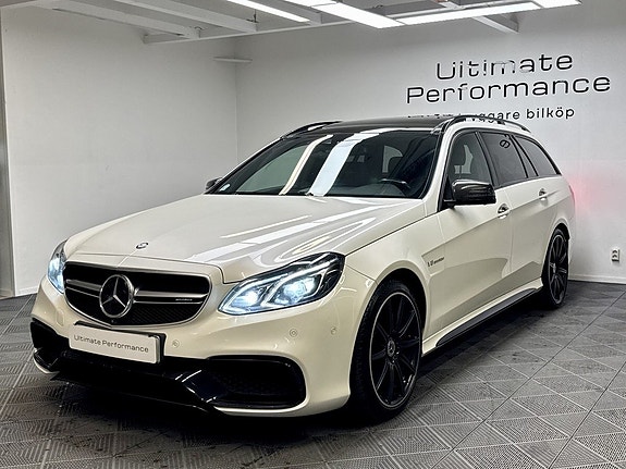 Mercedes-Benz E63 3 of 25