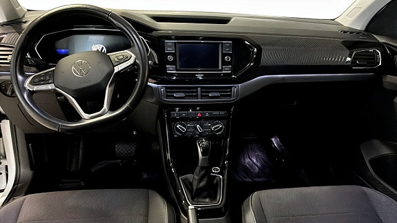 Volkswagen T-Cross 10 of 13