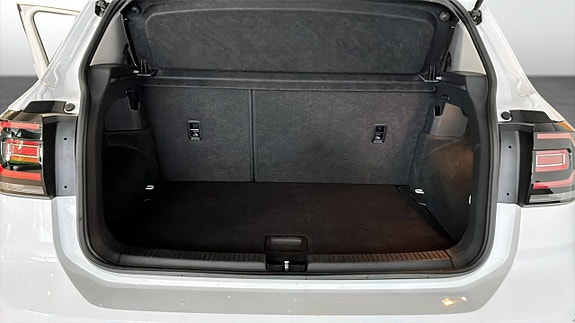 Volkswagen T-Cross 12 of 13