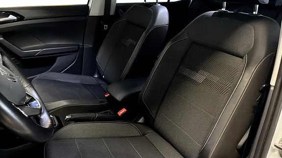 Volkswagen T-Cross 8 of 13