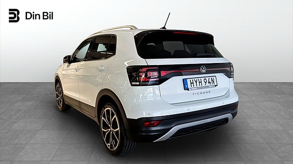 Volkswagen T-Cross 3 of 13