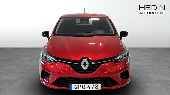 Renault Clio 8 of 12