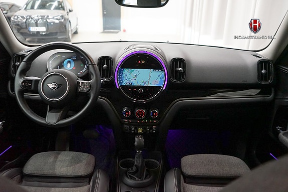 MINI Countryman Cooper SE 12 of 23