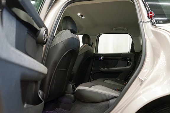 MINI Countryman Cooper SE 11 of 23