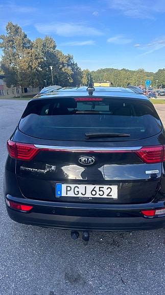 Kia Sportage 4 of 6