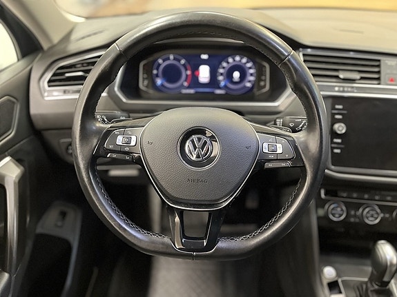Volkswagen Tiguan Allspace 13 of 21