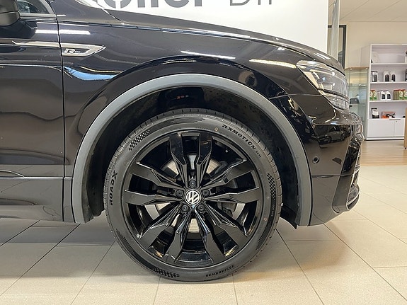 Volkswagen Tiguan Allspace 19 of 21