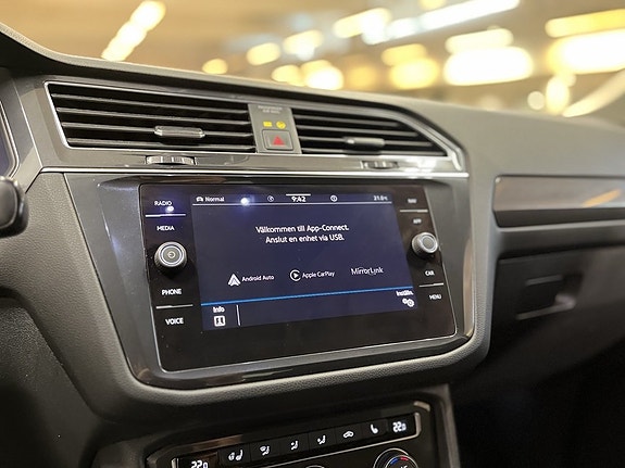 Volkswagen Tiguan Allspace 14 of 21