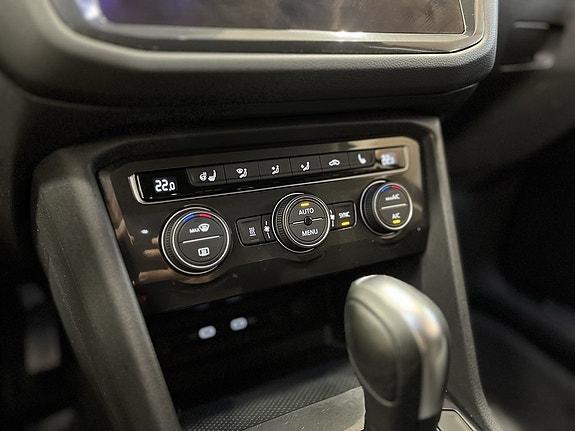 Volkswagen Tiguan Allspace 16 of 21