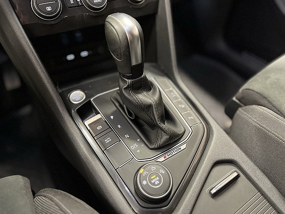 Volkswagen Tiguan Allspace 17 of 21
