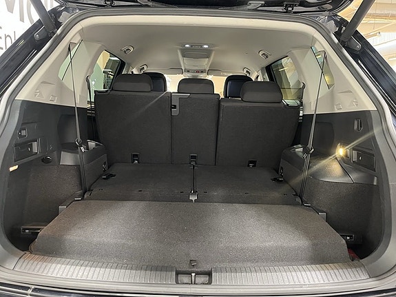 Volkswagen Tiguan Allspace 6 of 21