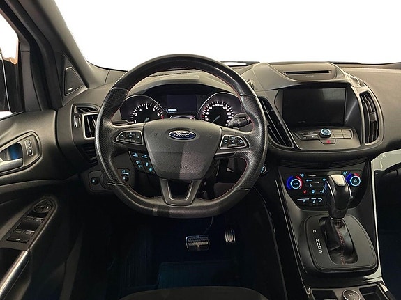 Ford Kuga 8 of 19